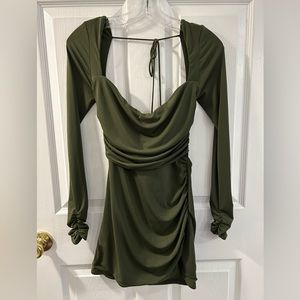 Lucy In The Sky Green Long Sleeve Backless Dress; size S